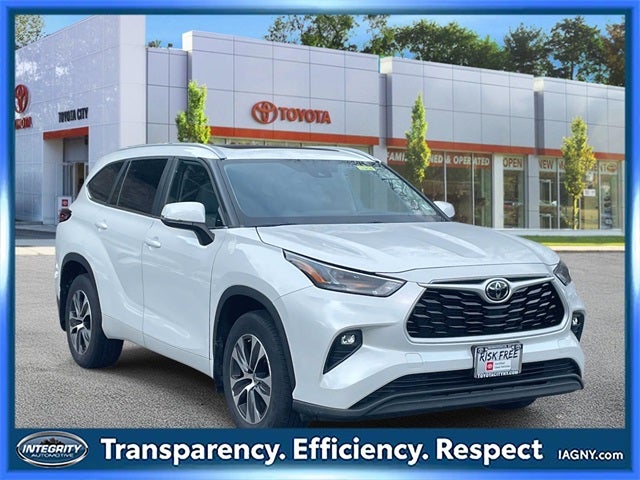 2023 Toyota Highlander XLE