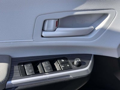 2026 Toyota Sienna LE Mobility Van
