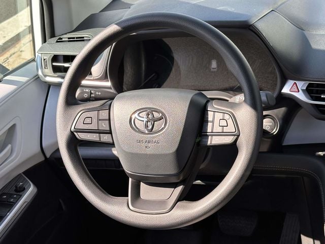 2026 Toyota Sienna LE Mobility Van