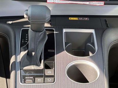 2026 Toyota Sienna LE Mobility Van