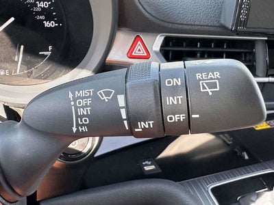 2026 Toyota Sienna LE Mobility Van