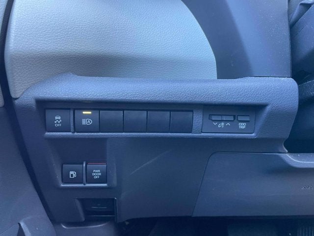 2024 Toyota Sienna LE 8 Passenger
