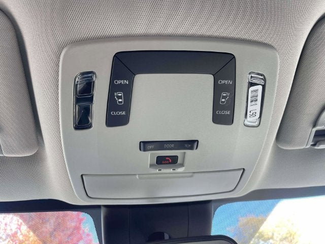 2024 Toyota Sienna LE 8 Passenger