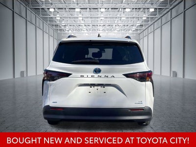 2024 Toyota Sienna LE 8 Passenger
