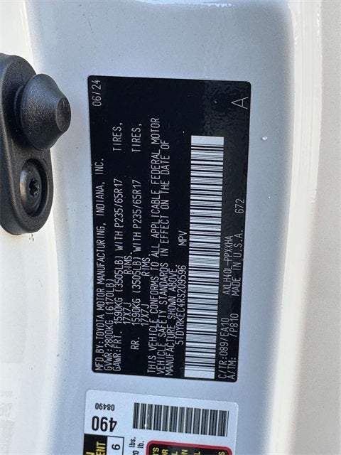 2024 Toyota Sienna XLE 7 Passenger