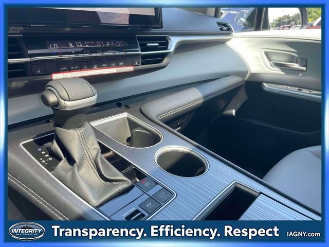 2026 Toyota Sienna XLE 8 Passenger