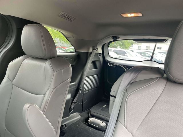 2025 Toyota Sienna XLE 8 Passenger
