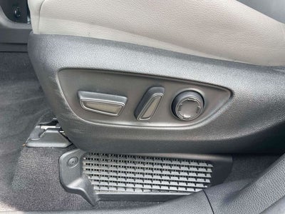 2025 Toyota Sienna XLE 8 Passenger