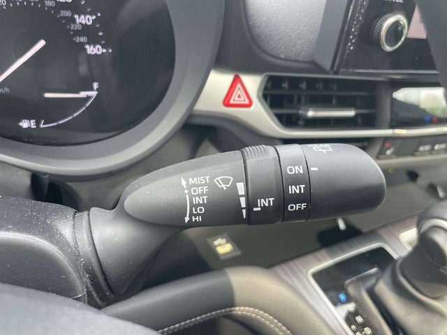 2025 Toyota Sienna XLE 8 Passenger