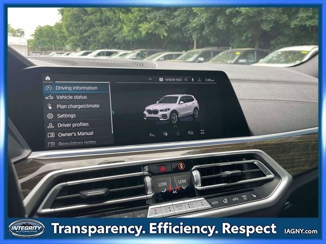 2023 BMW X5 xDrive45e