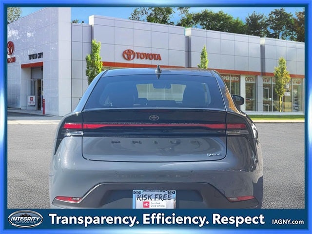 2024 Toyota Prius LE
