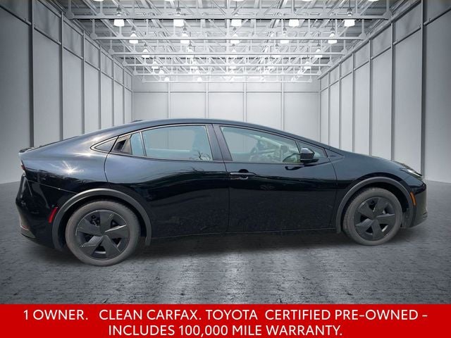 2025 Toyota Prius LE
