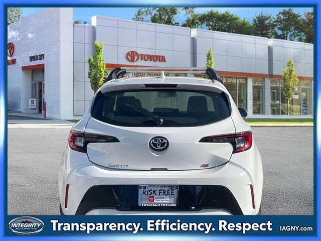 2023 Toyota Corolla Hatchback SE