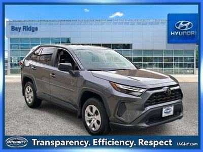 2023 Toyota RAV4 LE