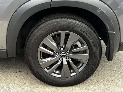 2024 Nissan Pathfinder S