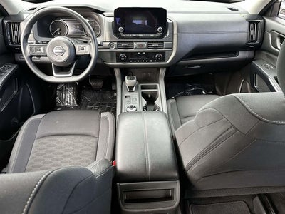 2024 Nissan Pathfinder S