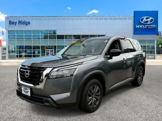 2024 Nissan Pathfinder S
