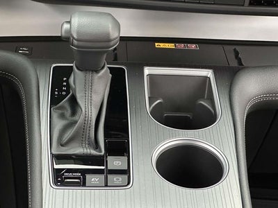 2026 Toyota Sienna LE Mobility 8 Passenger