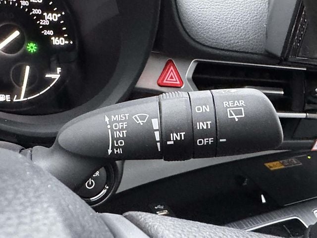 2026 Toyota Sienna Mobility LE 8 Passenger