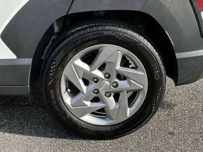 2024 Hyundai Kona SE
