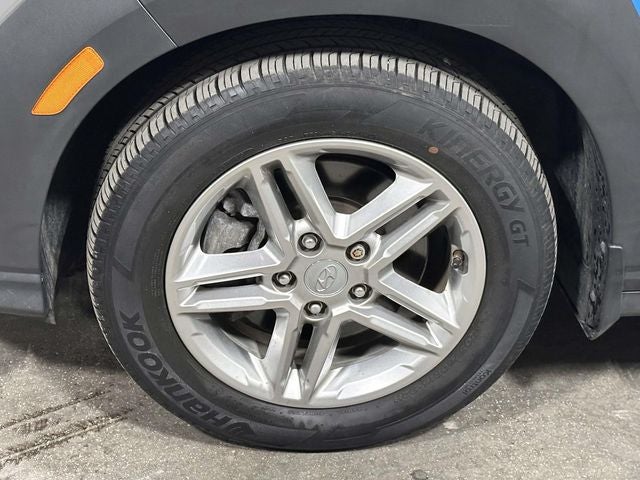 2022 Hyundai Kona SE