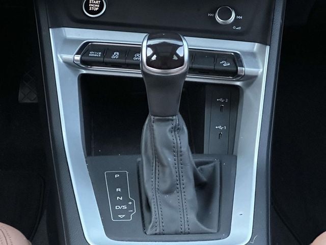 2022 Audi Q3 Premium quattro