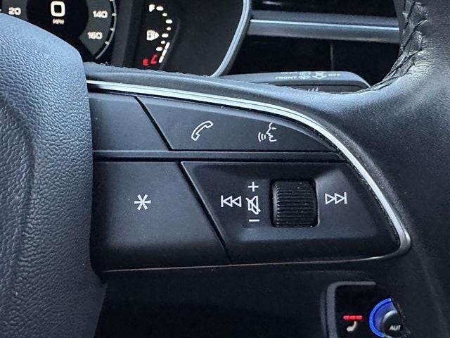 2022 Audi Q3 Premium quattro