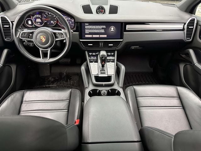 2023 Porsche Cayenne Base