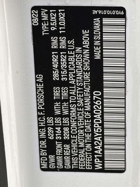 2023 Porsche Cayenne Base