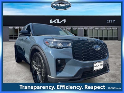 2025 Ford Explorer ST