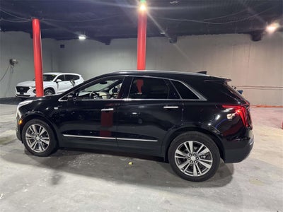 2022 Cadillac XT5 Premium Luxury