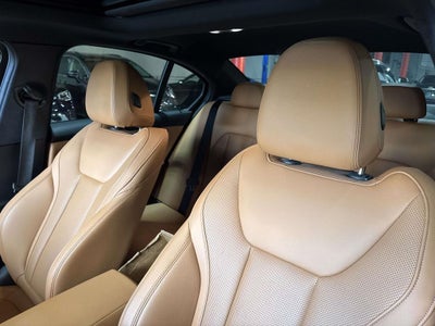 2023 BMW 3 Series 330i xDrive