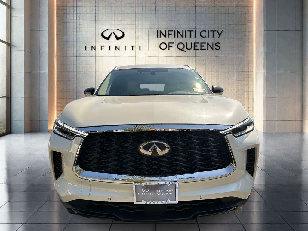 2024 INFINITI QX60 LUXE