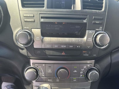 2012 Toyota Highlander SE