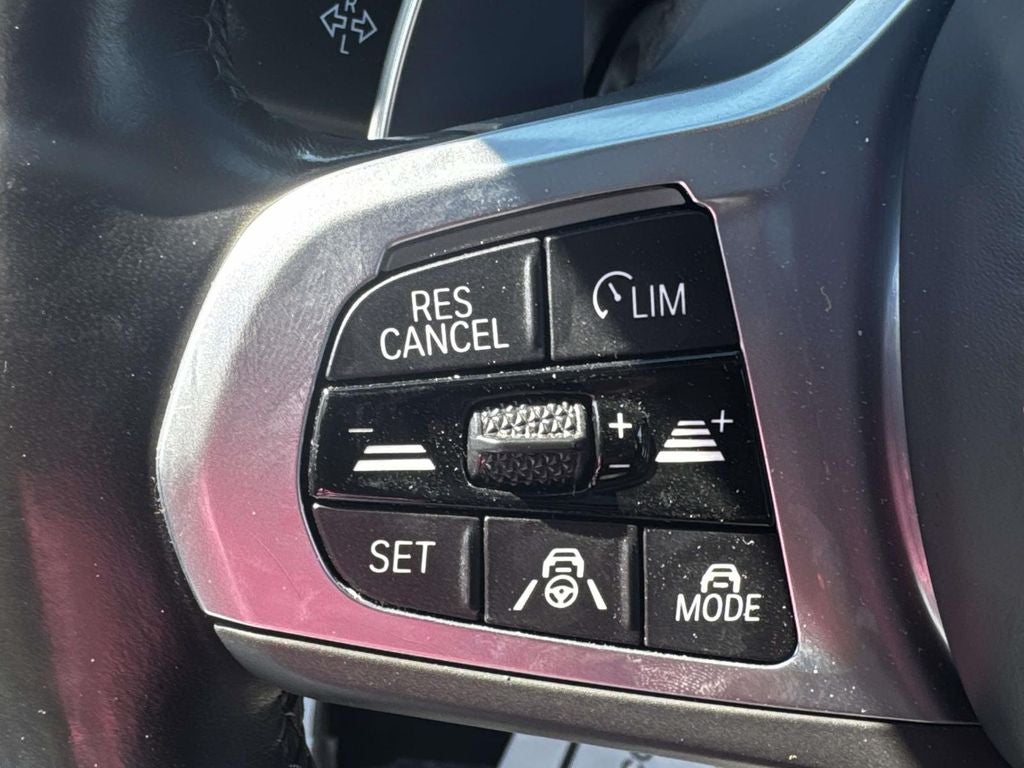2023 BMW X6 M50i