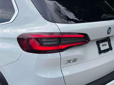 2023 BMW X5 xDrive45e