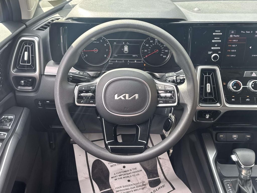 2023 Kia Sorento LX