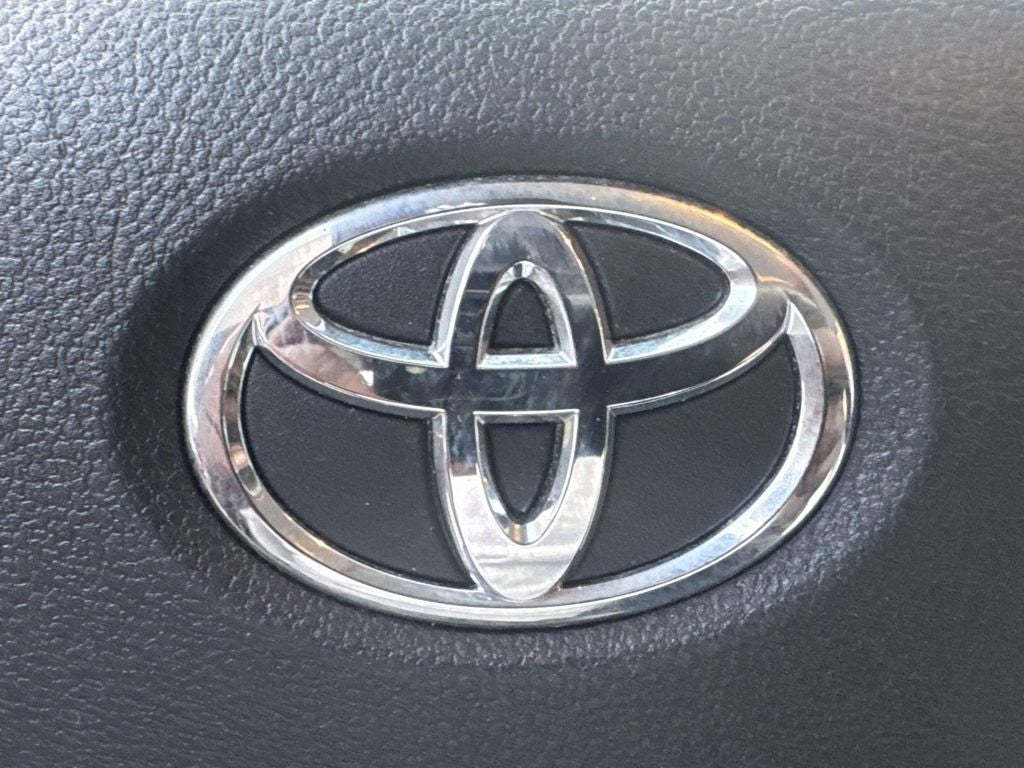 2019 Toyota Prius XLE AWD-e