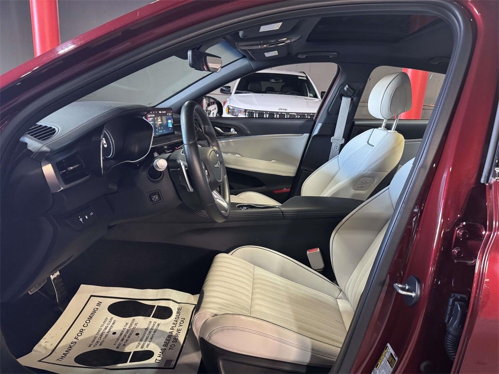 2025 Genesis G70 2.5T