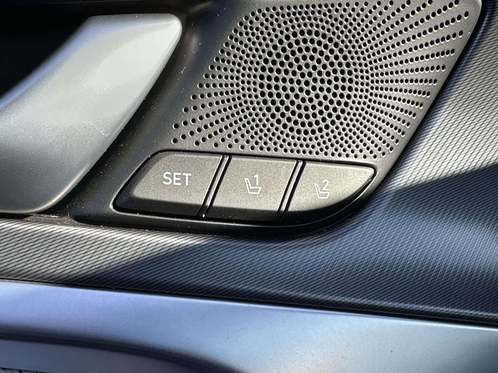 2025 Genesis G70 3.3T Sport Advanced