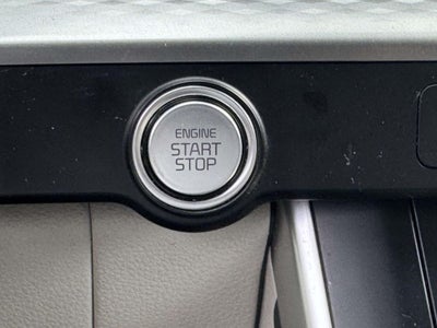 2022 Kia Carnival LX