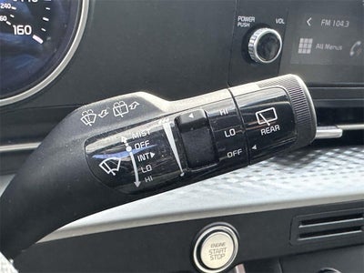 2023 Kia Carnival LX