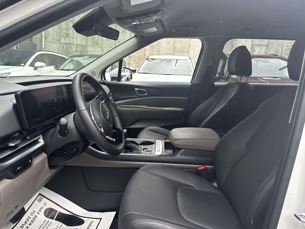 2026 Kia Carnival LXS