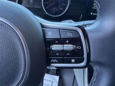 2024 Kia Carnival EX