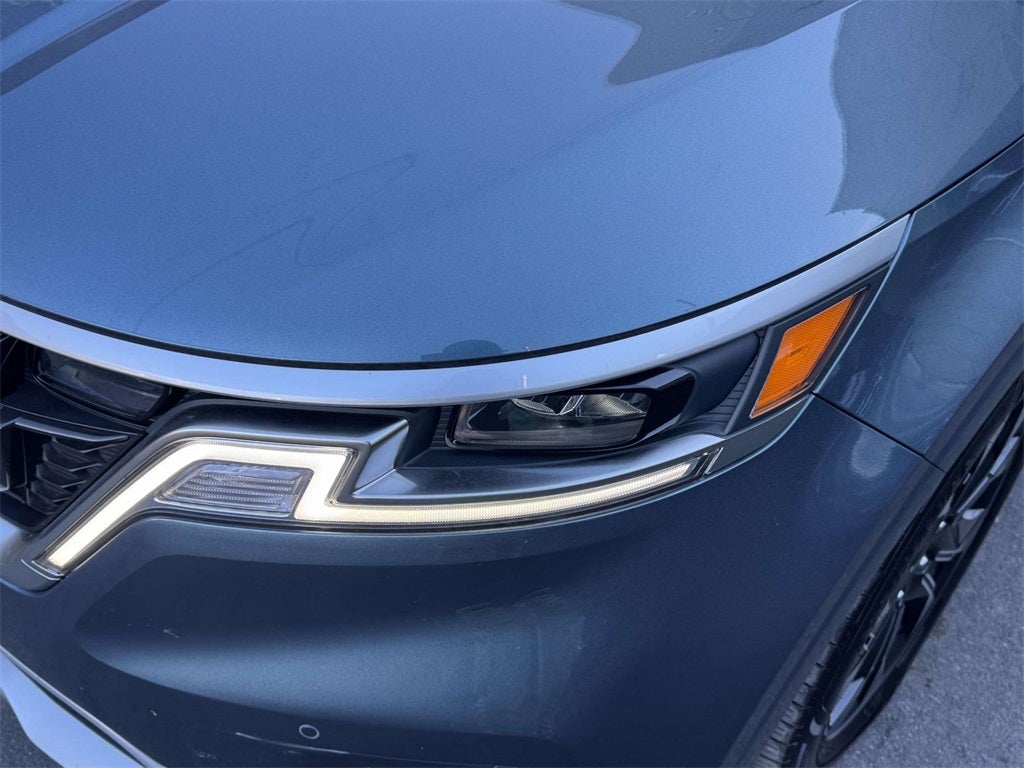 2024 Kia Carnival EX