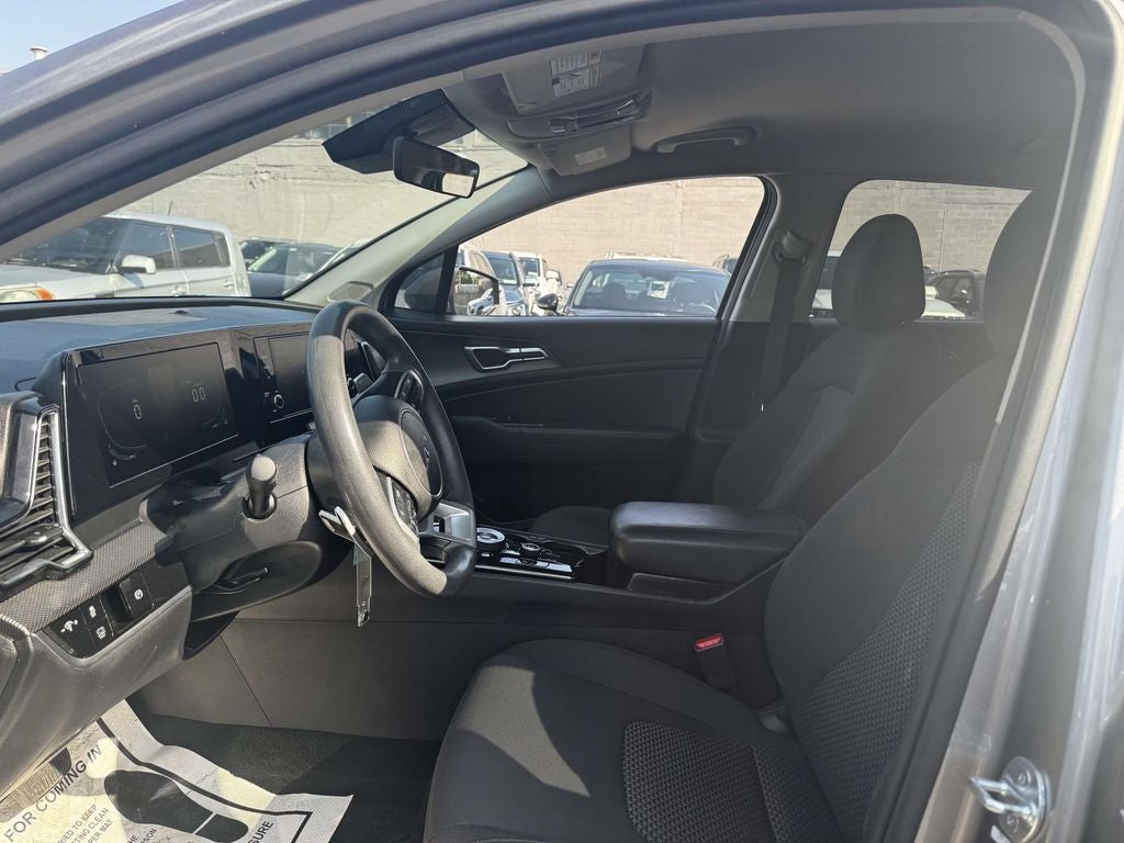 2023 Kia Sportage Hybrid LX