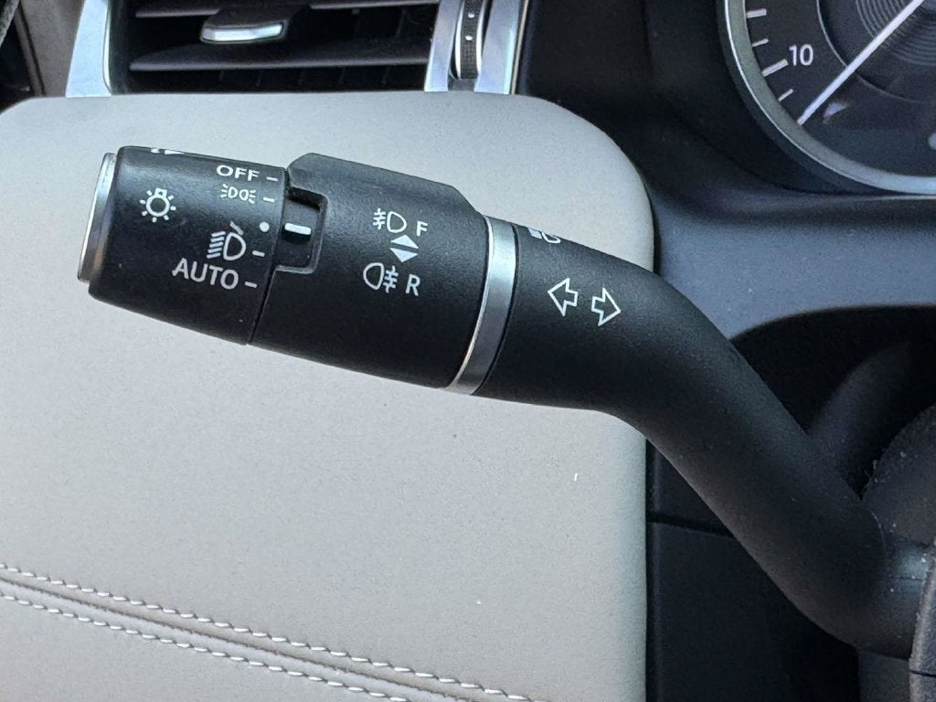 2023 Land Rover Discovery Sport SE
