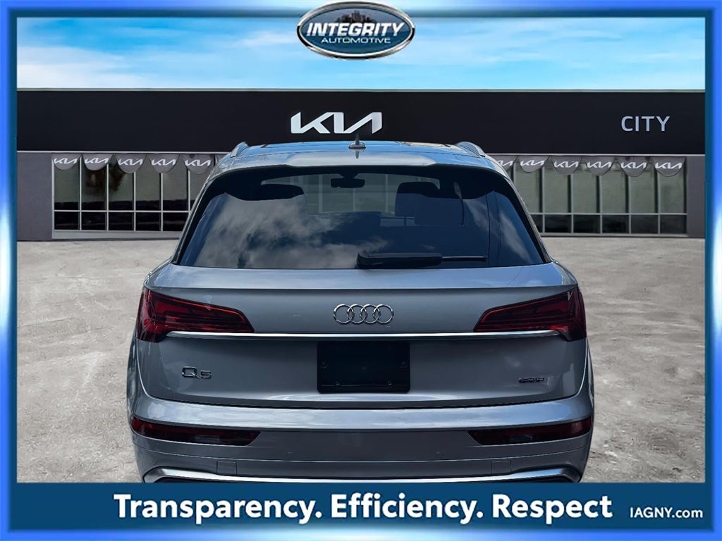 2023 Audi Q5 45 S line Premium quattro