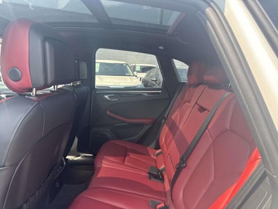 2025 Porsche Macan S