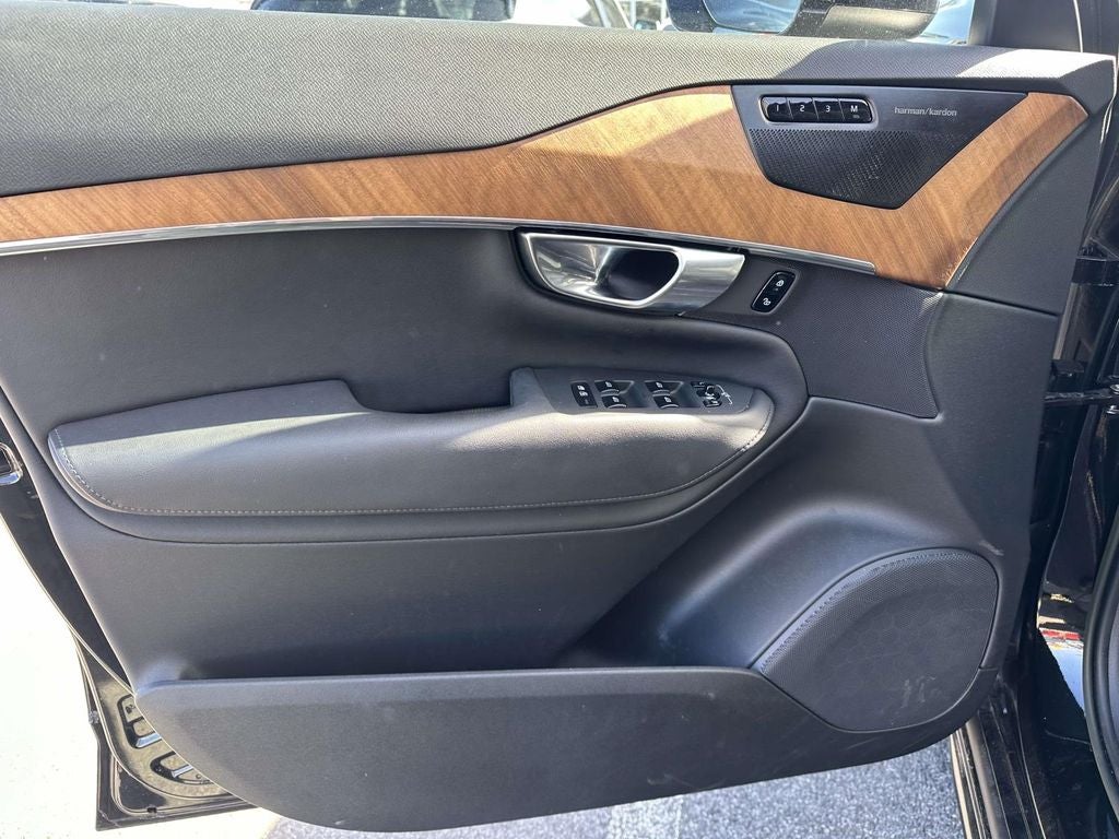 2023 Volvo XC90 B6 Plus 6-Seater